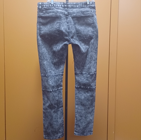 (2 Pairs)(Same Sz) Black & Gray/Blue Jeans (Waist 34) - Picture 4 of 12